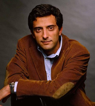 Domingos Amaral apresenta em Abrantes o romance «O Retrato da Mãe de Hitler»