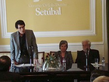 «A Questão da Ética Pública no Século XXI» apresentada no Governo Civil de Setúbal Autor considera que a ética está em relativo declínio