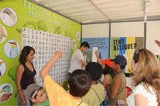 Dia Mundial do Ambiente - Barreiro Na Feira Pedagógica teatro “Os pólos da nossa Terra