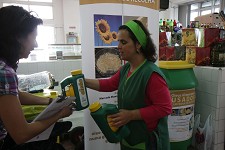 Campanha de Recolha de Óleos Alimentares Usados em Sesimbra Câmara Municipal oferece “oleões” a quem entregar uma garrafa com óleo usado