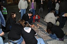 Hora do Planeta em Setúbal Cerimónia simbólica iluminou a Praça de Bocage à luz de velas