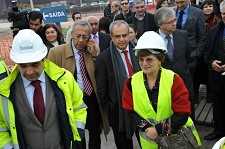 Iniciaram os trabalhos de remoção de resíduos perigosos no Barreiro Ministra do Ambiente defende que esta acção irá promover desenvolvimento do País
