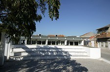 Na Biblioteca Municipal de Alhos Vedros Entrega de prémios do Concurso «Postal de Natal Ecológico» do Município da Moita
