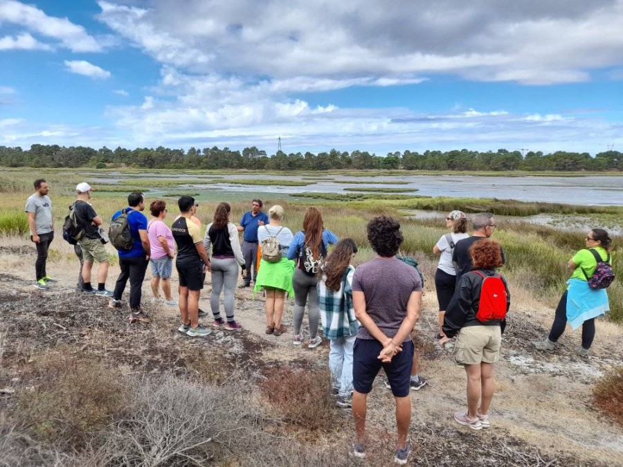 BARREIRO - Programação da ´Reserva o Sábado´ Duas dezenas de participantes na Viagem no Sapal do Rio Coina