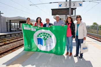 Moita - Alunos das escolas participantes no «Rota Eco-Escolas» Entregam pergaminho com várias sugestões e compromissos sobre a mobilidade sustentável