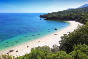 Praia de Galapinhos em Setúbal foi eleita a mais bonita da Europa Numa votação mundial com participantes de mais de 130 países