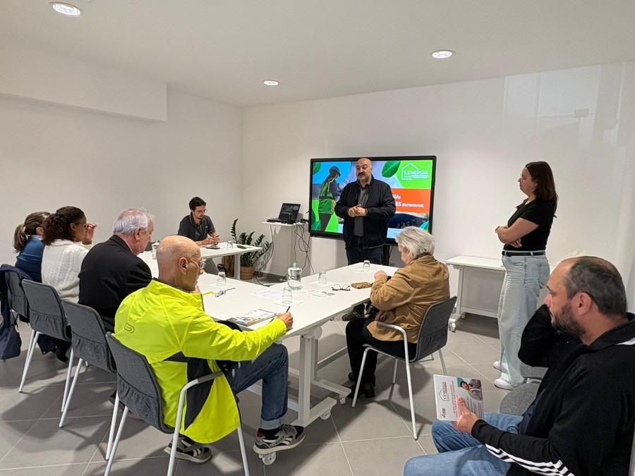 BARREIRO - S.ENERGIA – Agência Regional de Energia WORKSHOP «Vamos Falar Sobre Energia» Entender as Faturas de Eletricidade e Dicas de Poupança