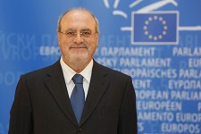 CAPOULAS SANTOS ELEITO VICE-PRESIDENTE DE INTERGRUPO