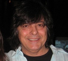 Luis Represas embaixador Toyota vai editar novo CD em 2013 Não se pode perder a dignidade do trabalho que se faz
