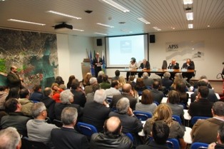 Porto de Setúbal celebrou 8 milhões de toneladas e 100 mil TEU Terminal Roll-on Roll-off passa a designar-se «Terminal Roll-on Roll-off Coelho da Mota»