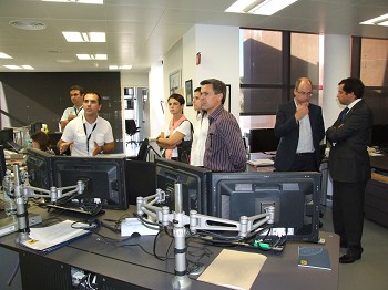 Professores da Universidade de Campinas visitam o Porto de Sines