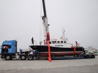 Chegou ao Porto de Setúbal a nova lancha de pilotagem
