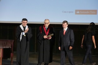 Adriano Moreira recebe Prémio Universidade de Lisboa