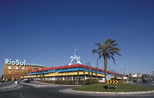 No Seixal Com 7,2 milhões de visitas no primeiro ano RIOSUL SHOPPING COMEMORA 1º ANIVERSÁRIO