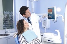Vital Dent - Setúbal Assinala Dia Internacional da Saúde Oral com oferta de escovas de dentes à população