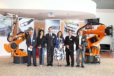 Volkswagen Autoeuropa - PALMELA Faz doação de robots a Instituições de Ensino Portuguesas