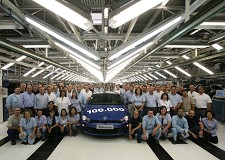 Emoção na Autoeuropa Palmela Mais um marco histórico de produção na Volkswagen Autoeuropa Scirocco 100.000 é um R 2.0 TSI
