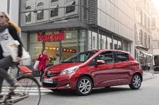Caetano Auto Setúbal / Barreiro Lançamento da Nova Geração Yaris sob o lema "Apaixone-se outra vez