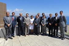 Embaixador do Japão e empresas nipónicas visitam o Porto de Sines e a ZILS Diplomata e empresários pretenderam conhecer as potencialidades oferecidas pelo porto e zona industrial e logística