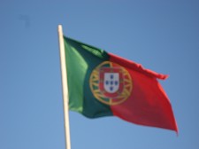 Portugueses pretendem gastar até 126€ em presentes de Natal