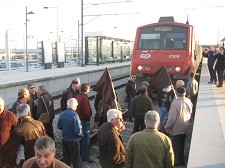Trabalhadores Ferroviários no Barreiro Ocuparam a linha e impediram a saída do comboio da linha do Sado
