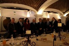 Mais de uma centena de empresários e instituições em Reguengos de Monsaraz no seminário sobre apoios ao investimento na Colômbia e no Paraguai