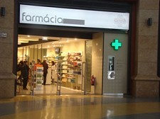 FORUM MONTIJO JÁ TEM FARMÁCIA Primeiro mês oferece 10% de desconto em todos os produtos