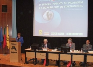 Porto de Sines anfitrião da 4ª Conferência da APIBARRA O evento debateu o serviço público de pilotagem e a ligação com os stakeholders