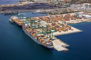 Porto de Sines cresce 76,5% nos contentores