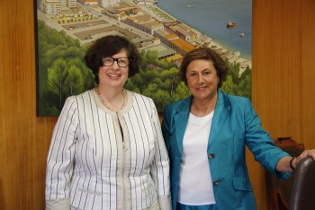 Porto de Setúbal recebe Embaixadora de Israel Troca de mercadorias com Israel atingiu cerca de 99 mil toneladas em 2015