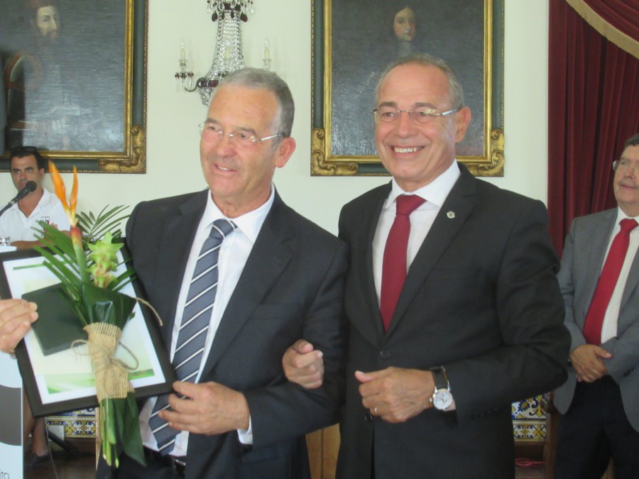 Moita – Imporquimica recebe Medalha de Mérito Económico Dedico esta distinção a todos os nossos trabalhadores
