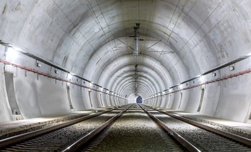 Investimento na conservação das infraestruturas da Rede Ferroviária Nacional Linha do Sul – Início da empreitada de reparação do Túnel de Penalva no Barreiro