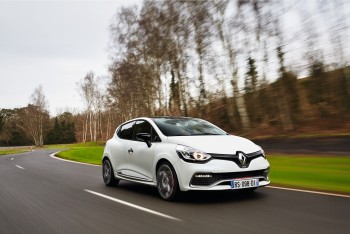 RENAULT CLIO R.S. 220 EDC TROPHY AINDA MAIS EFICÁCIA E EXCLUSIVIDADE!