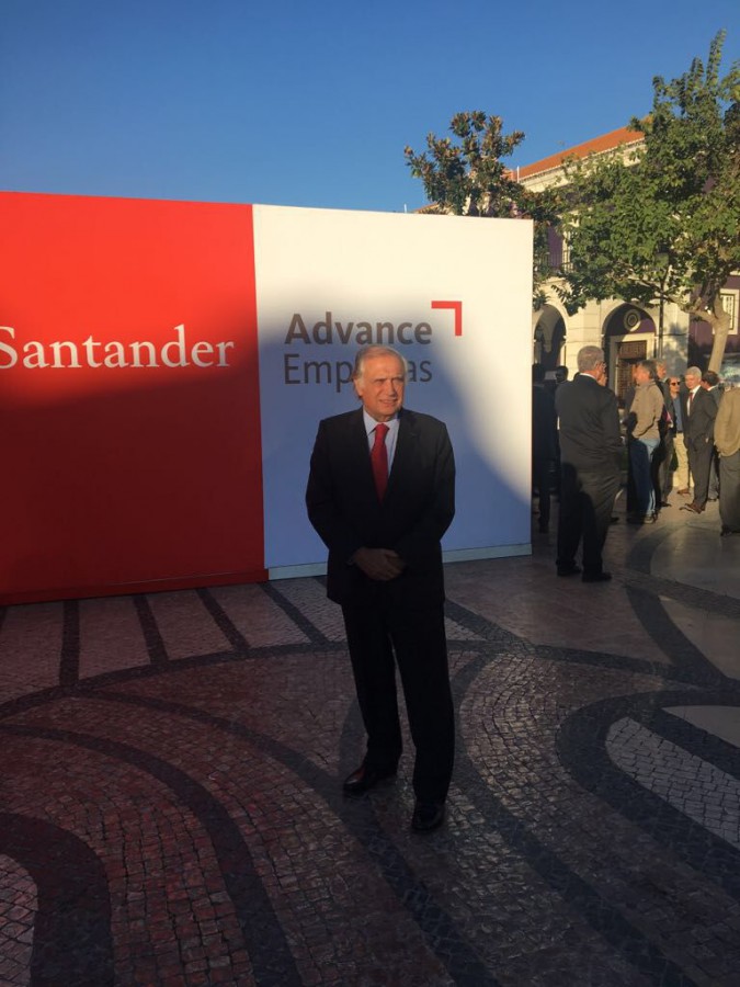 Arrancou hoje em Setúbal na Praça do Bocage A BOX Santander Advance Empresas