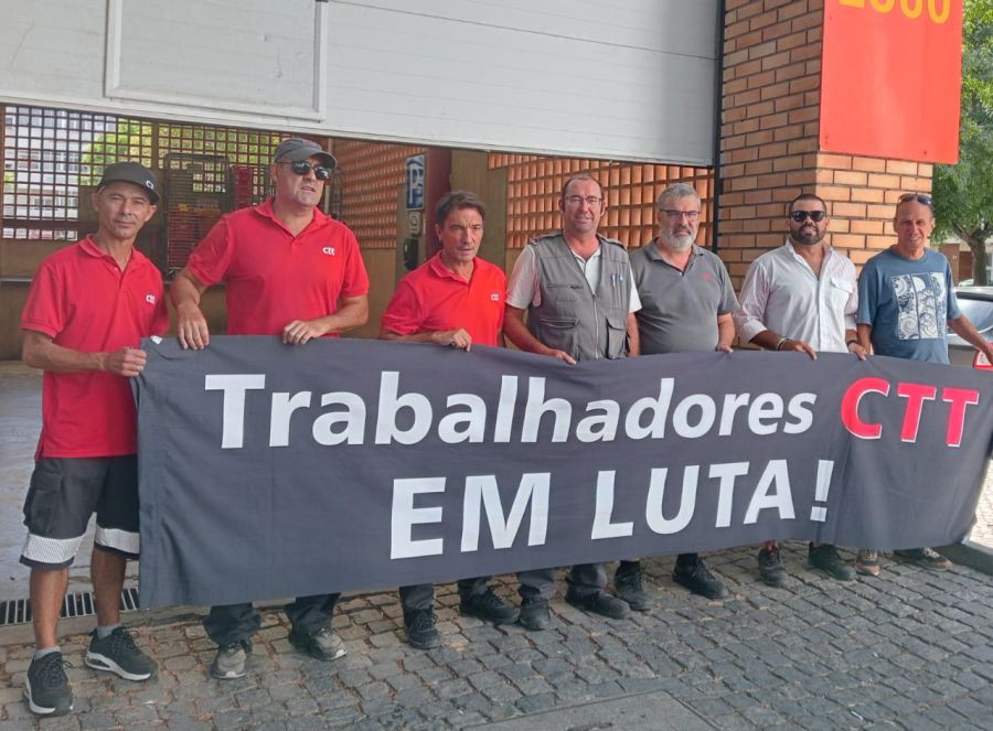 Greve nos CTT da Moita Falta de condições de trabalho e falta de trabalhadores