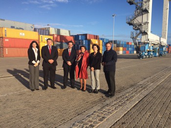 Porto de Setúbal recebe Diretor Geral da Extremadura Avante Oportunidade do corredor atlântico para o tráfego de mercadorias