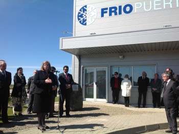 Ministra do Mar inaugura entreposto frigorífico no Porto de Sines Nave logística de armazenagem a frio é o mais recente investimento na ZAL Sines