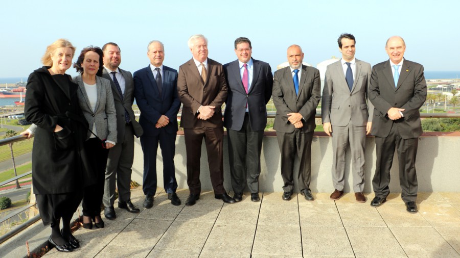 Porto de Sines apresenta oportunidades de negócio ao Embaixador dos EUA Capacidade de receber projetos de relacionamento comercial entre os dois países.