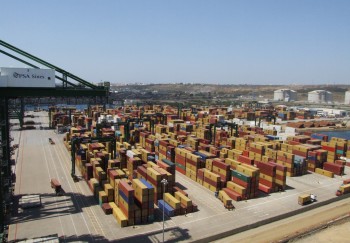 Porto de Sines regista em 2014 melhor ano de sempre Movimentação global de 1.227.694 TEU nos contentores