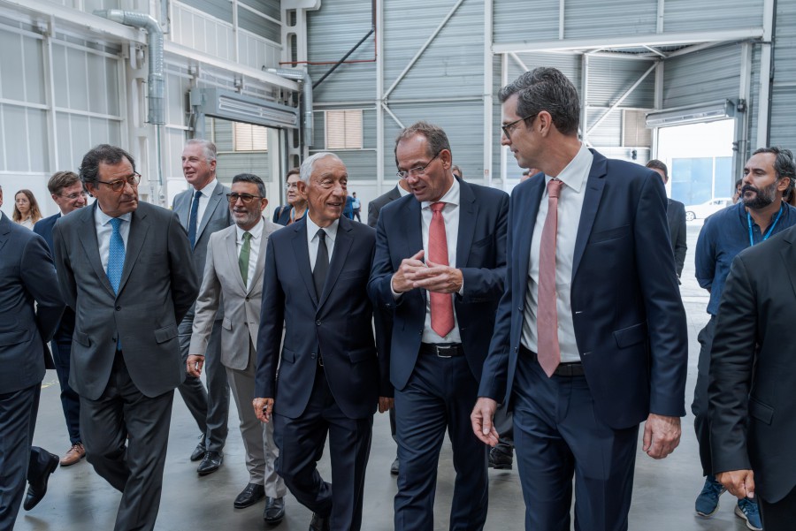 Palmela - Volkswagen Autoeuropa e governo português assinam declaração conjunta de intenções para o projeto ID. EVERY11