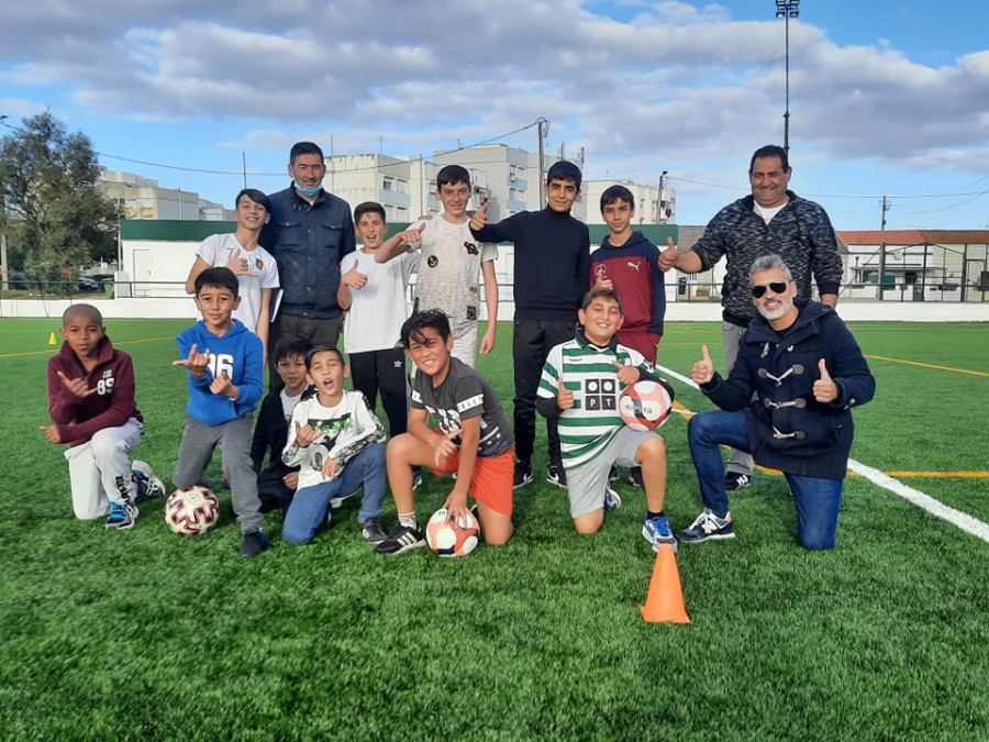 Barreiro - UNIR COMUNIDADES - Bairros Saudáveis Cidade Sol UNIR PELO FUTEBOL - criação de uma equipa de futebol