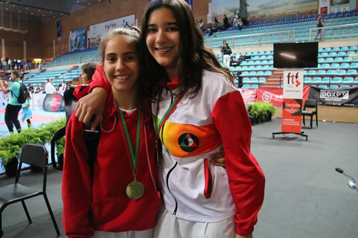 Karaté de «Os Celtas» Barreiro Joana Lopes campeã nacional e Inês Ferreira vice campeãs