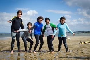 McNamara Surf Trip no Barreiro na Praia do Bico do Mexilhoeiro Surfista norte-americano alia-se ao Turismo de Portugal na promoção internacional do Destino