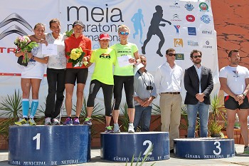 Participaram mais de 800 atletas na Meia Maratona de Setúbal Emiliano Vieira e Cláudia Pereira foram os grandes vencedores