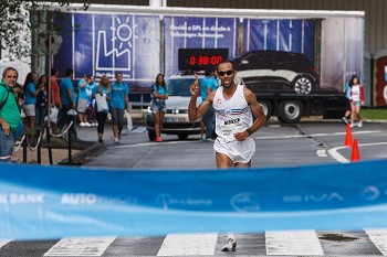 Mais de 2500 atletas participaram hoje em Palmela Nélson Cruz vence Corrida Volkswagen pela segunda vez consecutiva