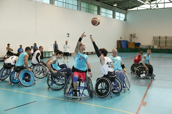 Torneio de Basquetebol em Cadeira de Rodas na Moita Conta com a participação de 80 pessoas