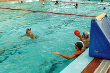 1º Convívio de Natação do Desporto Escolar Participação de mais de 40 alunos