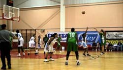 Liga Feminina - Barreiro ESSA-Barreiro – 67 – Boa Viagem-Angra-Açores - 52 ESSA aproveita factor “casa” e vence Boa Viagem