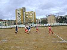 Futebol - Campeonato Nacional Juniores 2.º Divisão FC Barreirense 3-3 Internacional Almancil Equipa da casa sempre atrás do prejuízo