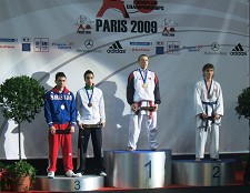 KARATÉ BARREIRO Pedro Pinto Medalha de Bronze no 36º Campeonato da Europa de Cadetes e Juniores e 1º de Sub- 21